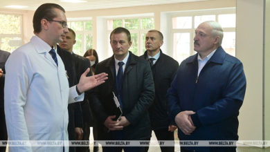 Photo of Лукашенко посещает Минскую областную клиническую больницу