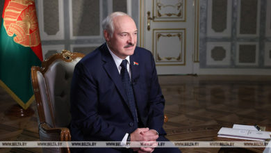 Photo of Lukashenko: True revolutionary goes all the way, those who flee are fraudsters
