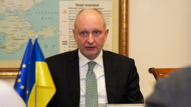 Photo of Пасол Еўрасаюза назваў аддаленай перспектывай сінхранізацыю электрасетак Украіны з ЕС