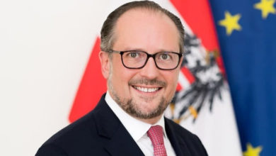 Photo of Новым канцлером Австрии стал Александер Шалленберг |