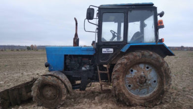 Photo of Легковушка и трактор столкнулись в Каменецком районе