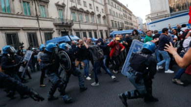 Photo of Во время протестов в Риме пострадали около 40 полицейских |