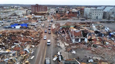 Photo of Жертвами самых мощных в истории США торнадо стали более 90 человек, еще 109 числятся без вести пропавшими