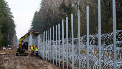 Photo of Литва уже установила более 170 км ограждений на белорусской границе