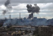 Photo of Мариуполь: за ночь оккупанты нанесли 50 авиаударов, сбрасывали фосфорные бомбы – Азов