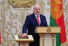 Photo of Конституционная боязнь: почему Лукашенко не спешит внедрять новый основной закон