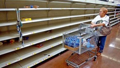Photo of Санкции в действии: пустые полки в магазинах для россиян страшнее, чем ядерная война