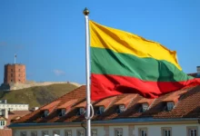 Photo of Литва разворачивает фуры с подсанкционными грузами из Беларуси и России