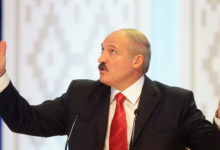 Photo of «А если бы я в 2020 году все бросил и ушел?»: у Лукашенко спросили, когда он собирается «отойти от власти»