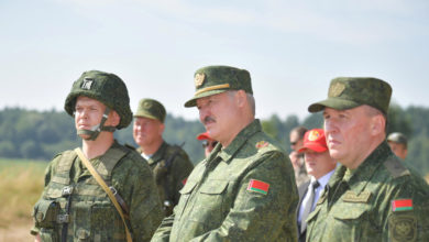 Photo of Решил убрать нелояльных лиц? Лукашенко произвел кадровые перестановки в военном блоке и оборонной отрасли 
