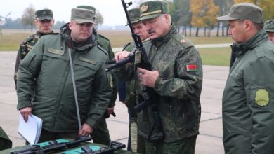 Photo of Бесконечные маневры. Лукашенко годами под видом учений ведет борьбу с призрачными врагами