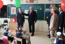 Photo of «Педагогическая поэма» Александра Лукашенко: как режим пытается сделать учащихся лояльными