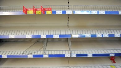 Photo of «Менеджеры несвоевременно выкладывают» – власти Минска начали оправдывать пустые полки в магазинах
