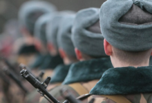 Photo of «С серьезными болезнями и «за 50»? Годен!»: в белорусских военкоматах набирает обороты скрытая мобилизация