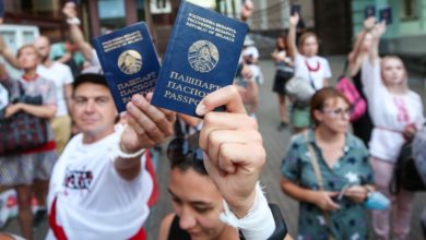 Photo of Белорусских «экстремистов» лишат гражданства. Кого именно и что им делать?