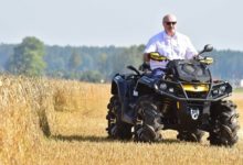Photo of Лукашенко и «войско колхоза»: автократ хочет отправить половину чиновников на сельськохозяйственные работы