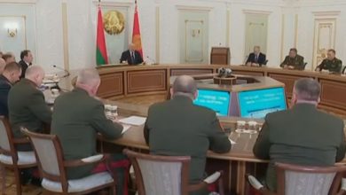 Photo of Лукашенко обещал «мгновенный ответ за аэродром», а после удара по «Мачулищам» молчит, но созвал силовиков на срочное совещание