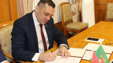 Photo of Витебский облисполком и власти оккупированного Крыма подписали соглашение о сотрудничестве