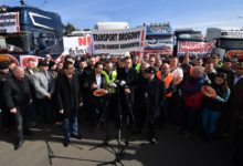 Photo of Польские перевозчики начали забастовку против фирм с беларусским и российским капиталом. ФОТО