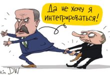Photo of «Возможно, к Лукашенко приходит осознание, что от «Титаника», несущегося на айсберг, надо потихоньку отгребать», – политолог