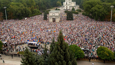 Photo of В Кишиневе на собрание в поддержку евроинтеграции пришли 80 тыс. человек