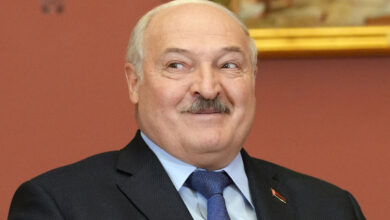 Photo of Показуха Лукашенко: белорусский диктатор лезет из шкуры, чтобы показать картинку благополучия и безмятежности