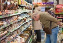 Photo of Белорусы стали меньше есть. Или реже покупать продукты
