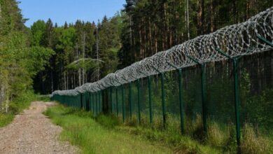 Photo of Латвия рассматривает размещение мин и препятствий на границе с Беларусью и РФ