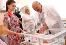 Photo of Власти снова озаботились рождаемостью: призывают белорусок рожать раньше и больше