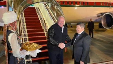 Photo of Лукашенко прилетел в Кыргызстан в спортивном костюме