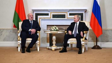 Photo of «В зале сейчас был один «президент»:  российские СМИ посмеялись над Лукашенко в Санкт-Петербурге