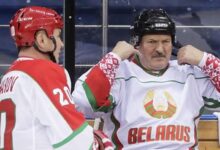 Photo of Путин повел Лукашенко играть в хоккей: белорусский автократ был явно не в лучшей форме (ВИДЕО)