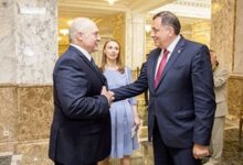 Photo of Даже Додик сгодится: Лукашенко уже не перебирает встречами в контексте «отношений» с Западом
