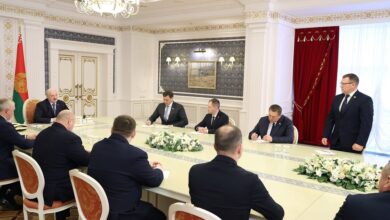 Photo of Лукашенко провел кадровый день: назначил руководителей исполкомов, а также двух министров, одному из которых пообещал памятник