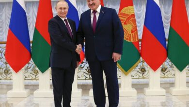 Photo of Два людоеда: зачем Путин примчал к Лукшенко