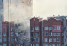Photo of Россия нанесла ракетный удар по девятиэтажке в Днепре, есть погибший и раненые. ВИДЕО