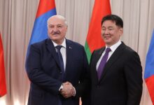 Photo of «Уважают только силу». Лукашенко учил президента Монголии, как править страной