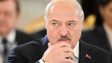 Photo of «Бл*дорусы — нация предателей и паразитов». Z-каналы в бешенстве от решения Лукашенко отвести войска от Украины
